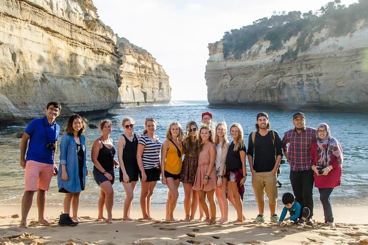 Reverse Great Ocean Road Day Trip: 12 Apostles in the Morning