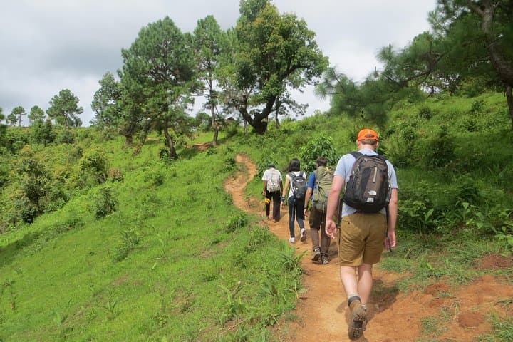 Full-Day Inle Lake Trek: Villages, Vineyards & Rolling Green Hills