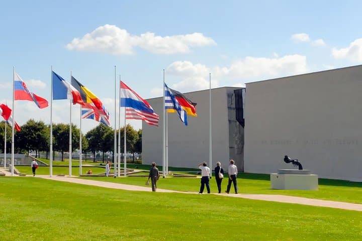 Explore History: A Tour of D-Day Sites in Normandy photo 5
