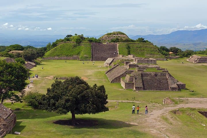 Half-Day Monte Albán Tour: Explore Oaxaca’s Mountaintop Zapotec Ruins photo 6