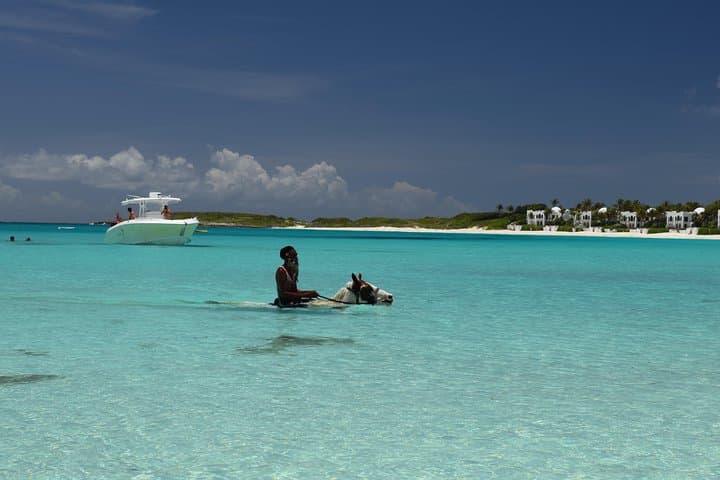 Anguilla Discovery Speed Boat Tour — Shoal Bay, Snorkel & Turtles photo 4