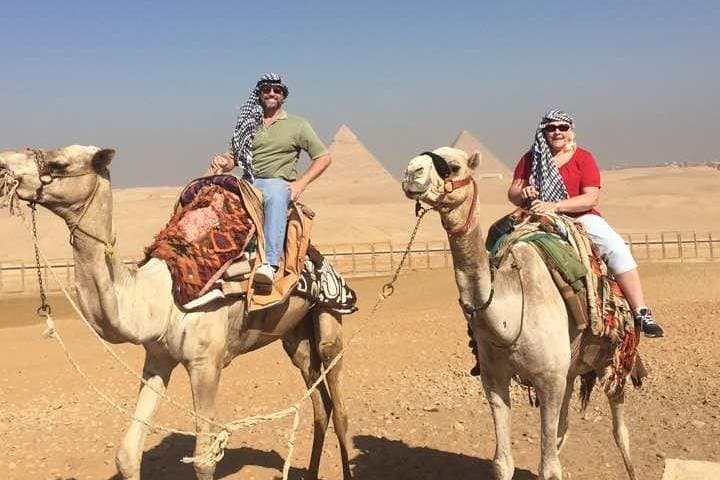 Private 2-Hour Camel Ride at Giza Pyramids Gate — Bedouin-Led Desert Experience photo 3