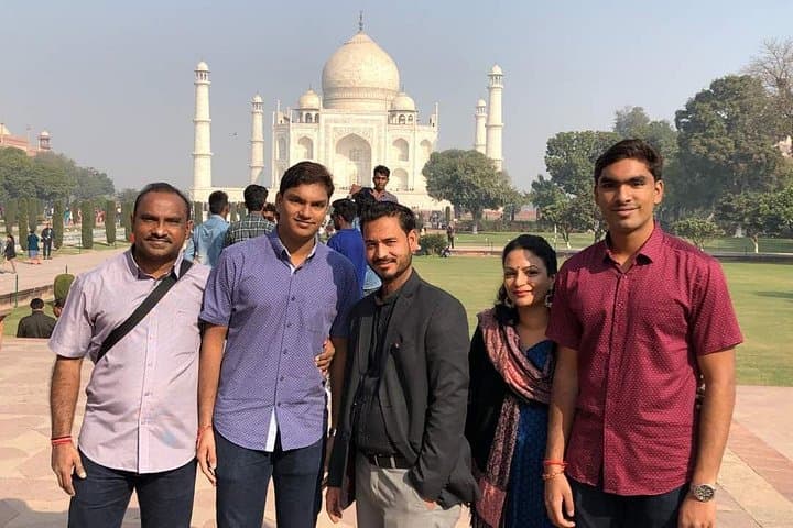 Day Trip to the Taj Mahal via Gatimaan Express — Luxury Executive Class from Delhi