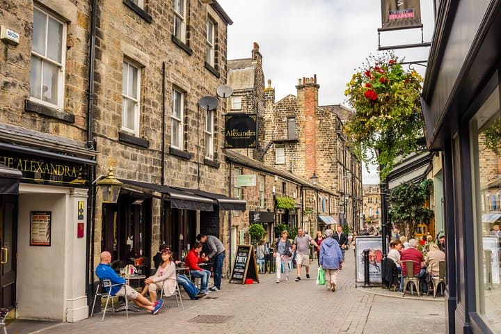 Harrogate Walking Food Tour — Five-Stop Tasting Walk Through the Spa Town photo 2