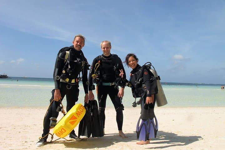 Discover Scuba Diving on Boracay's White Beach — Intro Dives with PADI
