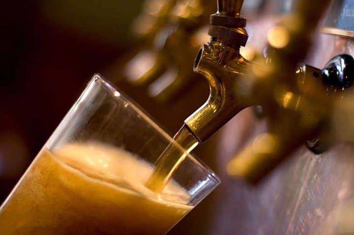 Philadelphia Haunted Pub Crawl: Historic Graves, Witch-Trial Sites & Tavern Ghosts