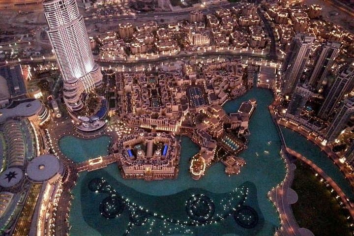At the Top: Burj Khalifa Level 124 Ticket with One-Way Transfer photo 4
