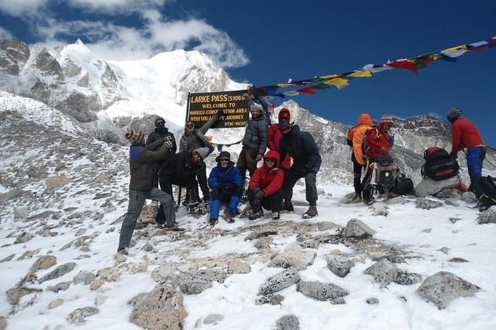 Manaslu Circuit Trek: 14-Day High-Altitude Route Over Larkya La photo 2