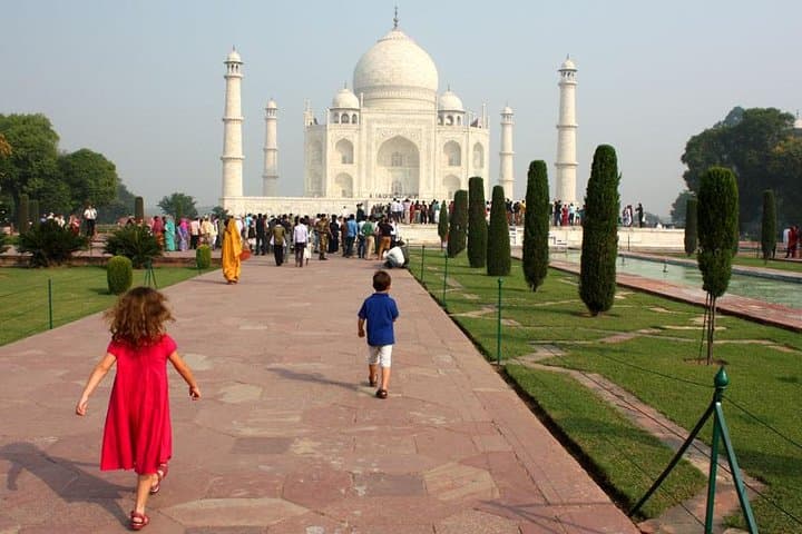 Sunrise Taj Mahal Same-Day Tour from Delhi — Private Car, Lunch & Skip-the-Line photo 1
