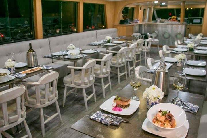 Cartagena Bay Dinner Cruise on the Sibarita Master — 4-Course Dinner & Wine photo 2