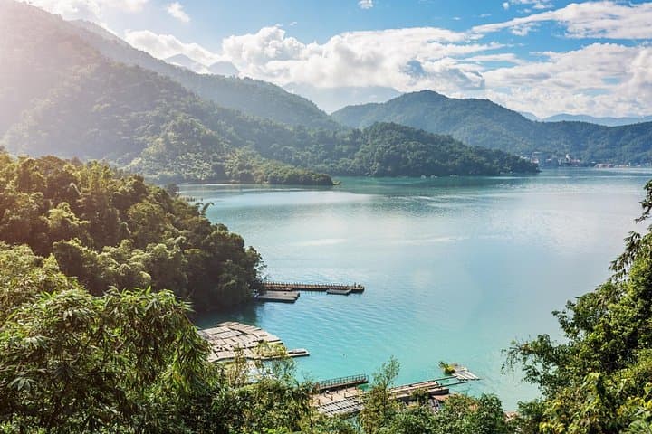 Sun Moon Lake One-Day Express: High-Speed Rail Tour from Taipei photo 2