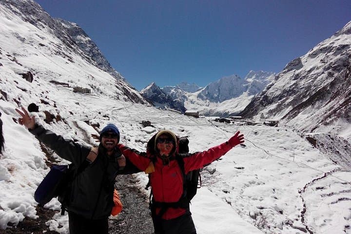 Manaslu Circuit Trek: 16-Day High-Altitude Passage over Larkya La photo 2