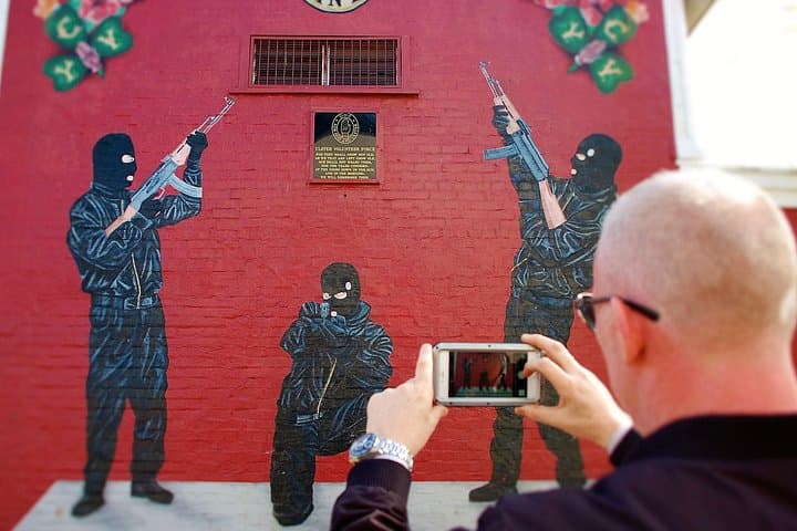 Belfast Black Taxi Troubles & Peace Wall Private Tour — 2-Hour Political Murals Experience photo 2