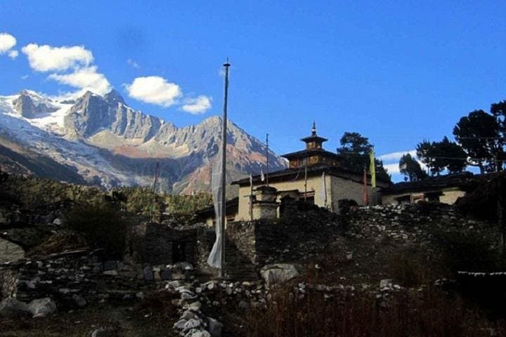 Manaslu Circuit Trek: Larkya La High-Pass Adventure in Nepal photo 2