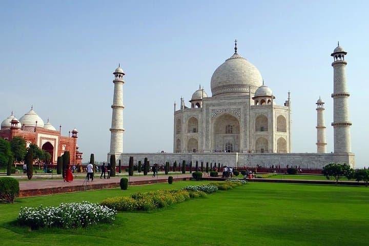 Sunrise at the Taj Mahal: Private Same-Day Tour from Jaipur photo 2