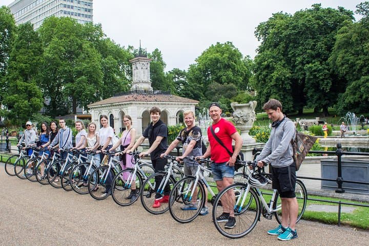 Cycle London's Big Six and a Pub: Guided 5-Hour Bike Tour