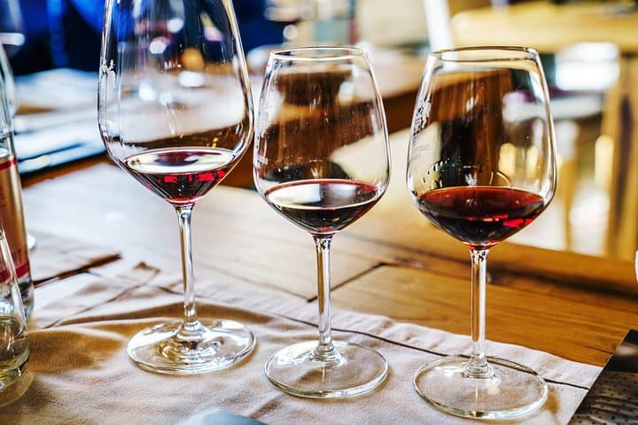 Sedona Hiking, Lunch & Page Springs Wine Tasting — Full-Day Private Tour photo 2