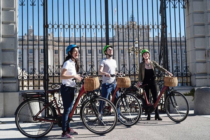 Madrid Private E‑Bike Tour — See the City's Top Sights in 2.5 Hours photo 1