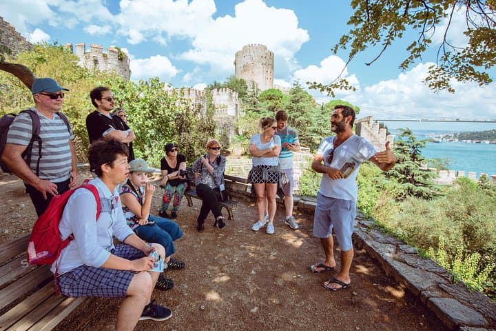 Short Bosphorus Cruise with Asian-Side Stop — Half-Day Boat Tour