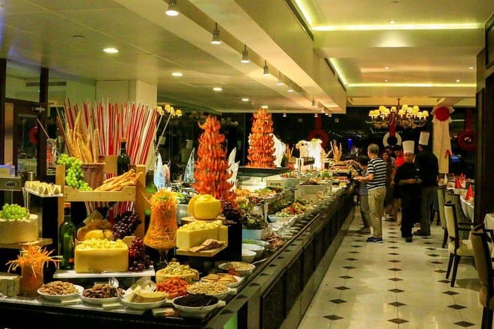 Colombo After Dark: Night Drive and Dinner at Galle Face Hotel photo 3