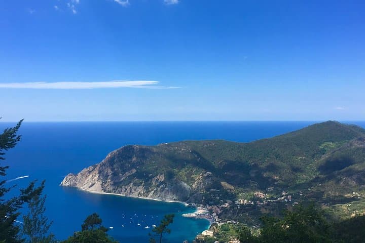 Cinque Terre Private Full-Day Tour from Florence — All-Inclusive Guided Visit photo 3