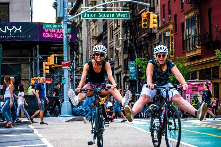 Manhattan in Motion: A Complete Day Bike Tour Through NYC's Neighborhoods photo 1