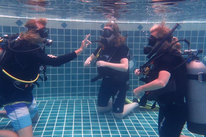 PADI Open Water Diver Course in Koh Samui: 3-Day Beginner Scuba Certification photo 4