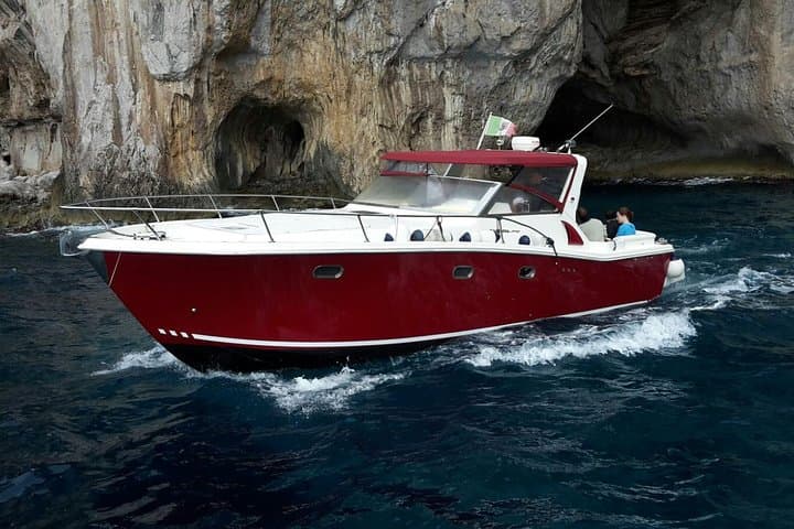 Capri Private Boat Tour from Positano: Full-Day Luxury Boat Excursion to Capri photo 2
