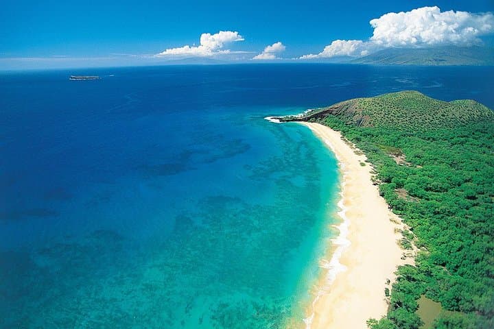 Private Maui Escalade Tour: Custom Full-Day Island Experience