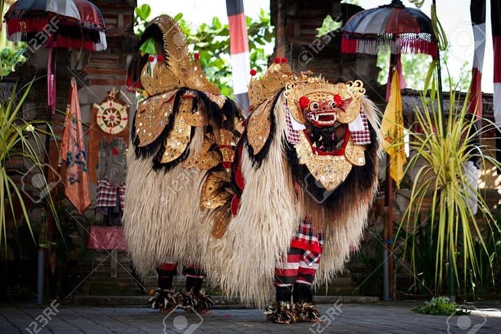 Ubud Cultural Circuit: Barong Dance, Tegenungan Waterfall & Goa Gajah in a Day