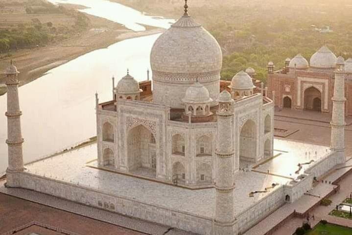 Overnight Taj Mahal & Agra City Tour from Delhi: Sunrise Taj, Agra Fort & Fatehpur Sikri photo 3