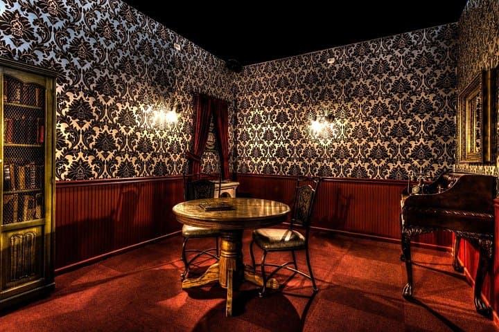 Vampires' Lair Escape Room — Private 1690s Mystery in Palm Springs