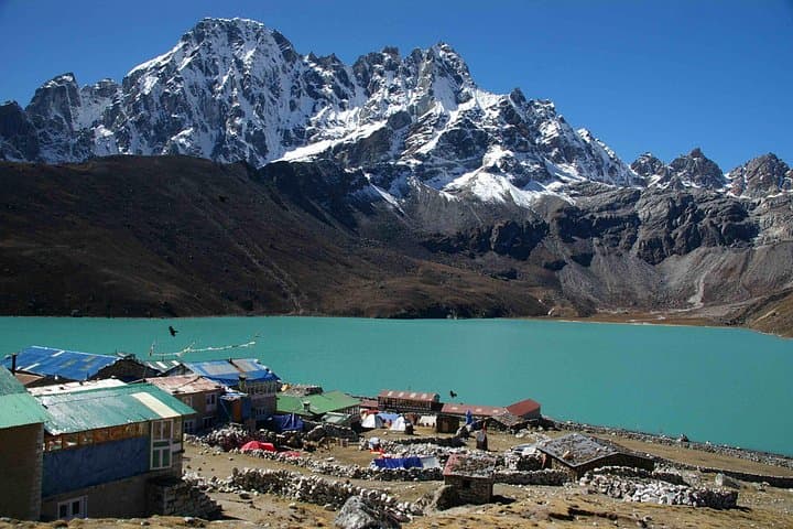 Everest Gokyo Lake Trek: 13-Day Gokyo Ri and Ngozumpa Glacier Adventure photo 2