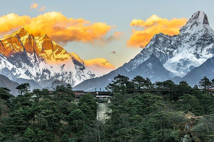 Everest Helicopter Tour with Breakfast at Syangboche — Kathmandu Day Flight photo 2