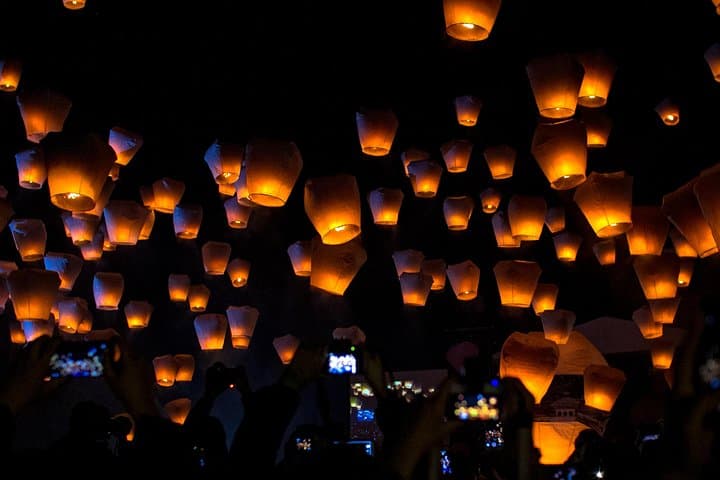 Private 8-Hour Taipei Charter: Shifen Waterfall, Sky Lanterns & Jiufen Tea Houses photo 3