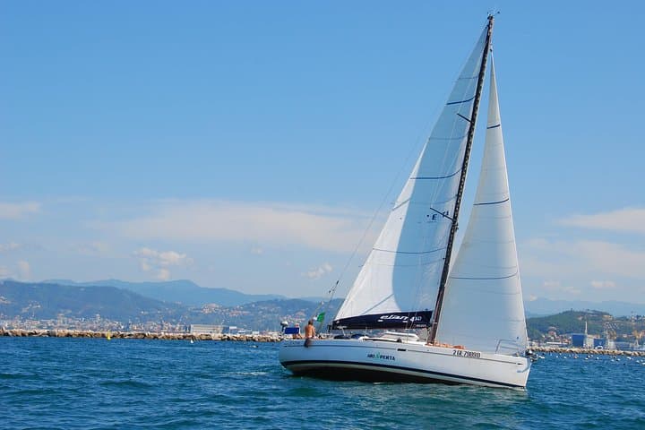 Cinque Terre Sailing Day Trip from La Spezia: Swim, Sail & Lunch Along the Italian Riviera photo 2