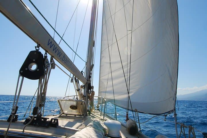 Cinque Terre Sailing Day Trip from La Spezia: Swim, Sail & Lunch Along the Italian Riviera photo 3