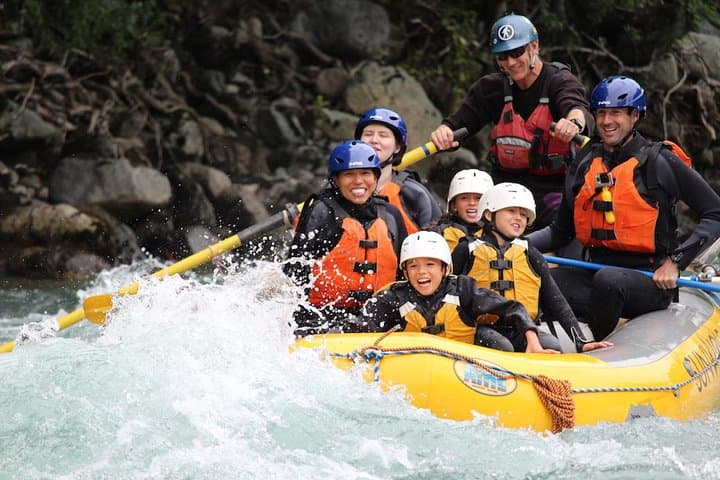 Cheakamus Family Rafting — Half-Day Rapids in Paradise Valley photo 3