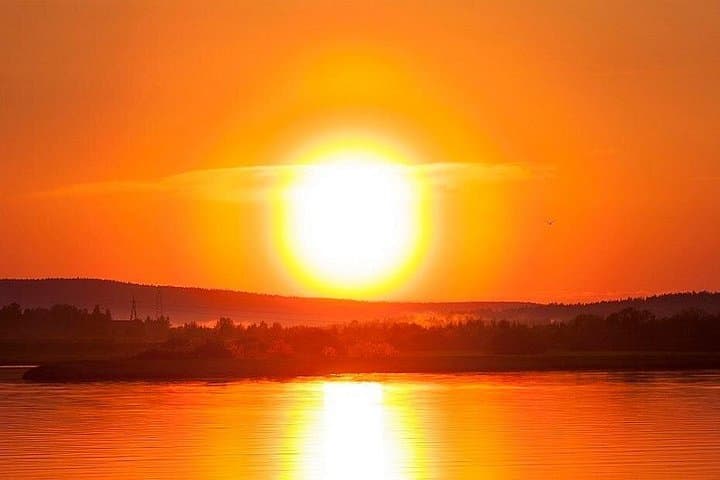 Midnight Sun Lakeside Sauna: Private Finnish Sauna & Swim Near Rovaniemi photo 1