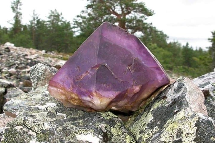 Dig for Amethyst at Luosto: Summer Mine Visit from Rovaniemi