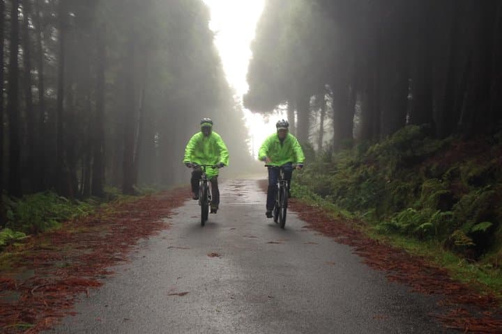 Santa Barbara Downhill: Mountain Biking from Serra de Santa Bárbara to Angra do Heroísmo photo 2