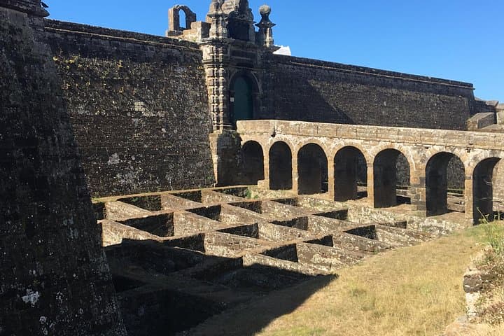 Angra do Heroísmo Fortress Tour: Walk São João Baptista and Historic Bulwarks