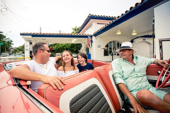 Classic Car Cruise Through Miami: Art Deco, Wynwood & Little Havana in 4 Hours photo 2