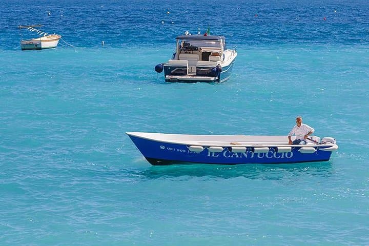 AperitivBoat Nerano: Sorrentine Bay Aperitif Cruise to Nerano