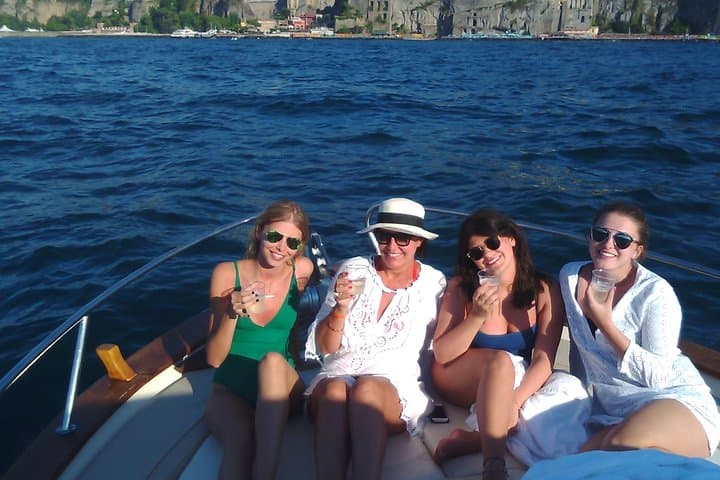 AperitivBoat Nerano: Sorrentine Bay Aperitif Cruise to Nerano photo 3