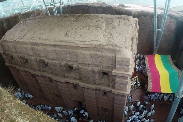 Exploring Lalibela's Rock-Hewn Churches: 2-Day Solo Itinerary with Asheton Maryam Hike photo 4