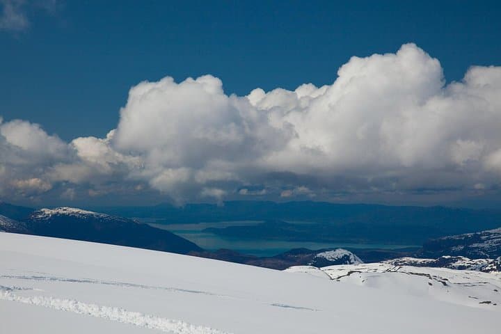 Day Trip to Folgefonna Glacier: 8-Hour Private Roundtrip from Bergen