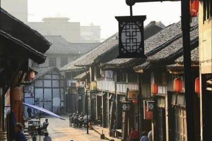 4-Day Guizhou Tour: Hailongtun Castle, Danxia Red Sandstone & Moutai Distillery photo 2