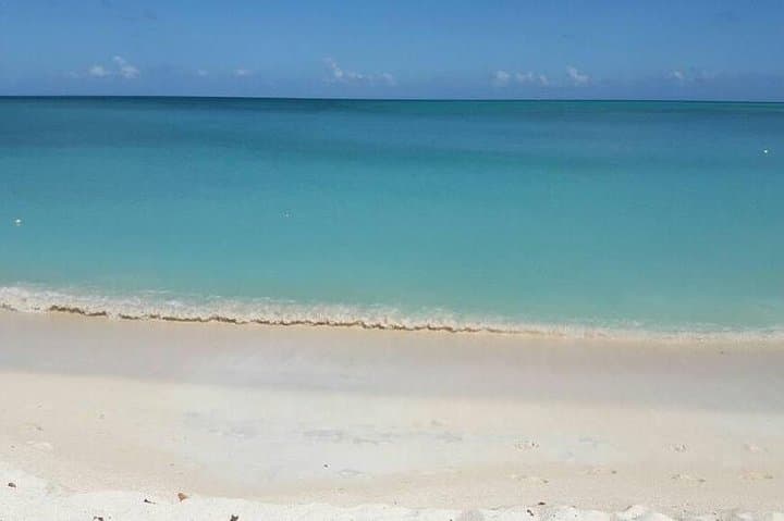 Antigua VIP Semi-Private Gold Tour: Nelson’s Dockyard, Shirley Heights & Beach Stops photo 2