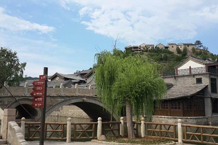 Private Day Tour to Gubei Water Town & Simatai Great Wall from Beijing